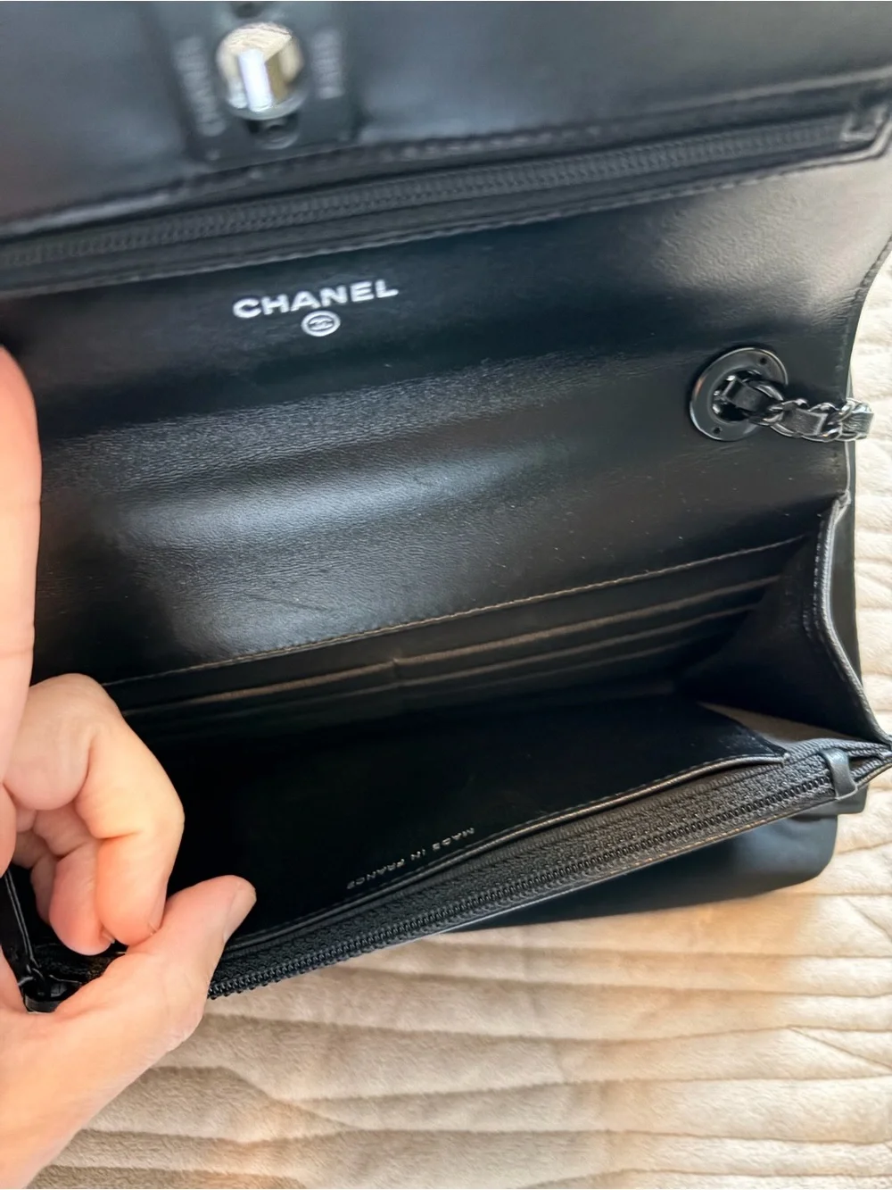 CHANEL Black Quilted Leather Crossbody Bag with Chain Strap